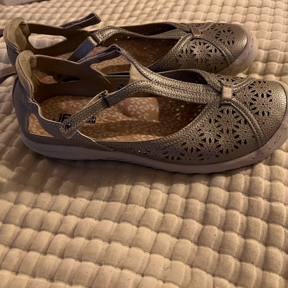 JBU Metallic Cutout Flats